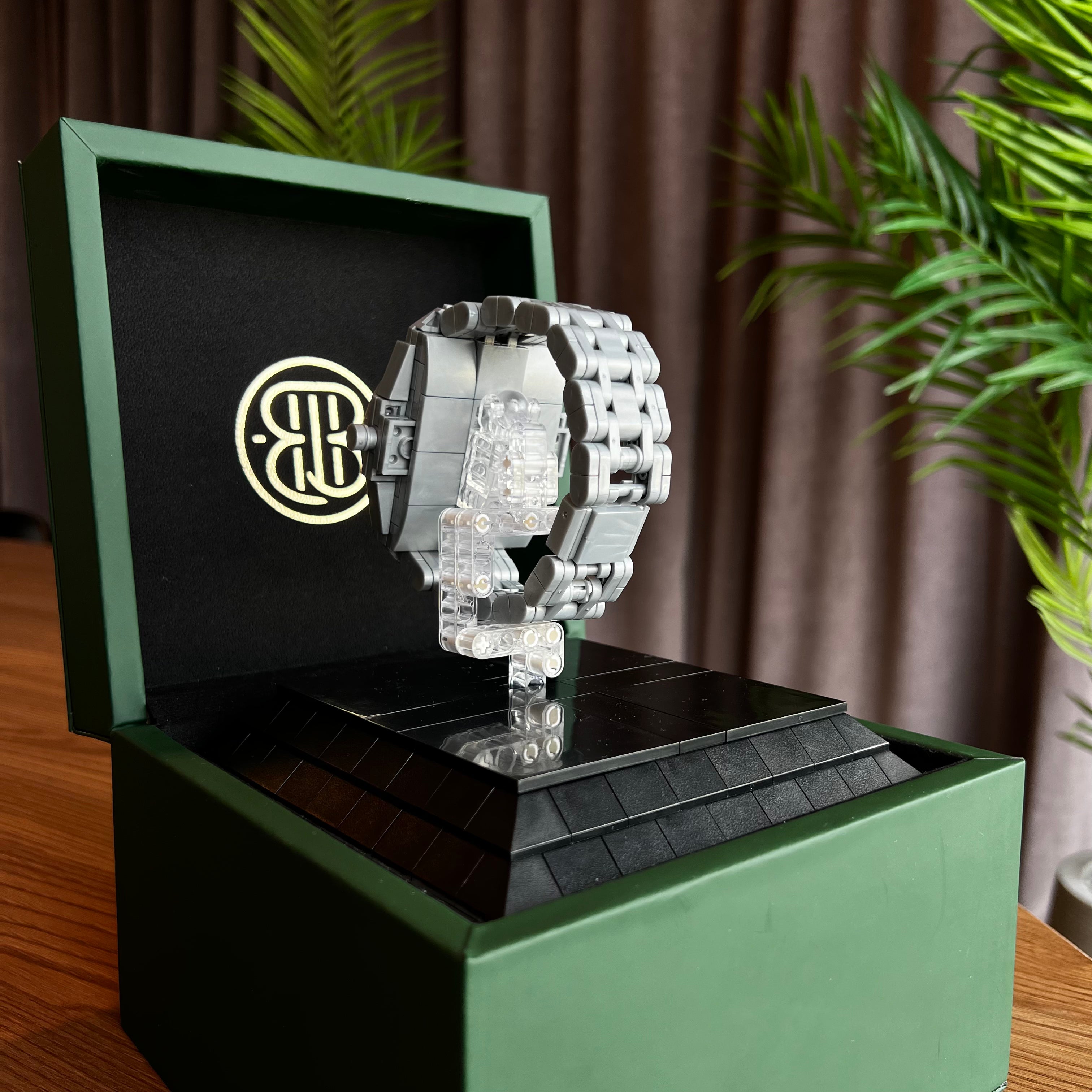 Royal Oak SKELETON
