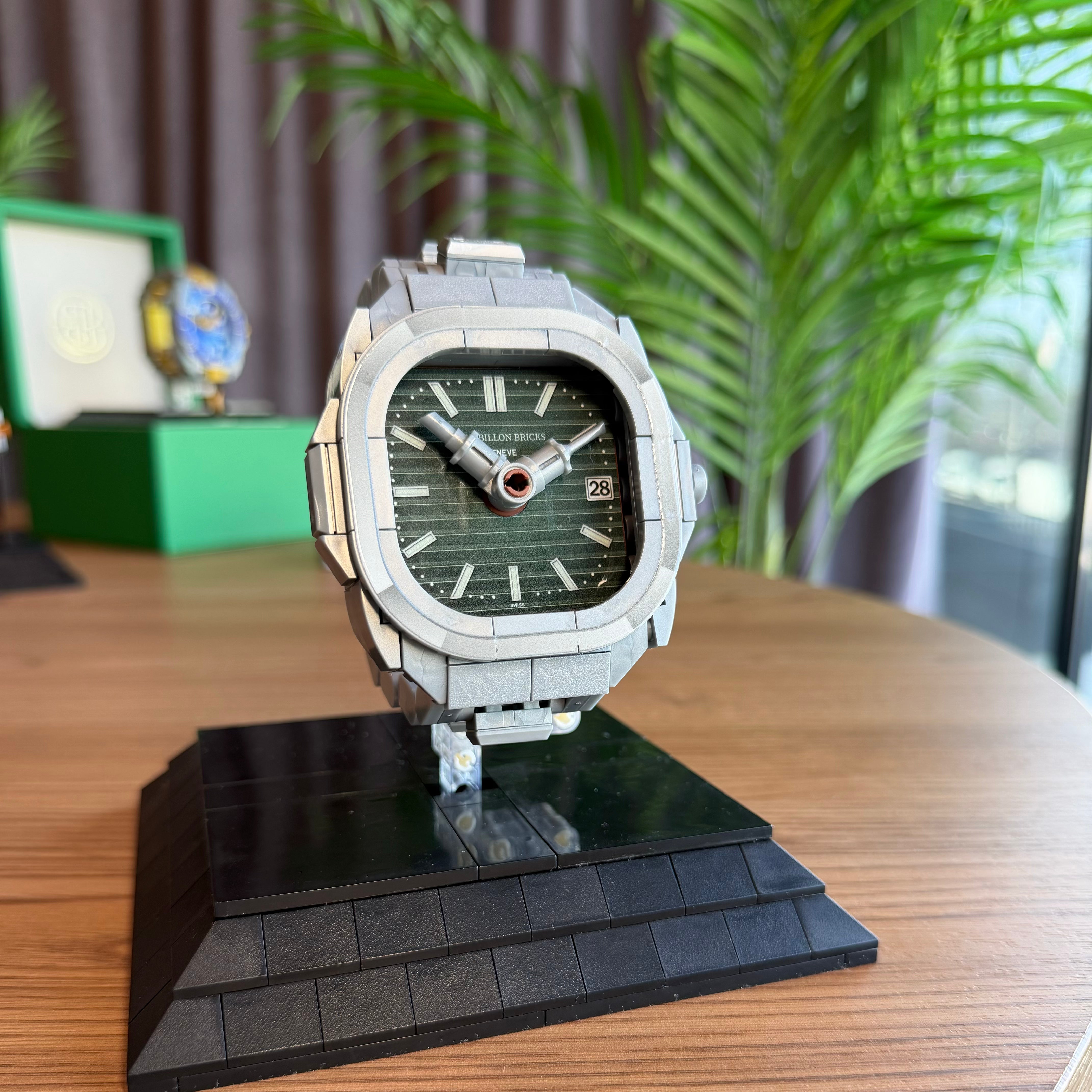 Nautilus OLIVE